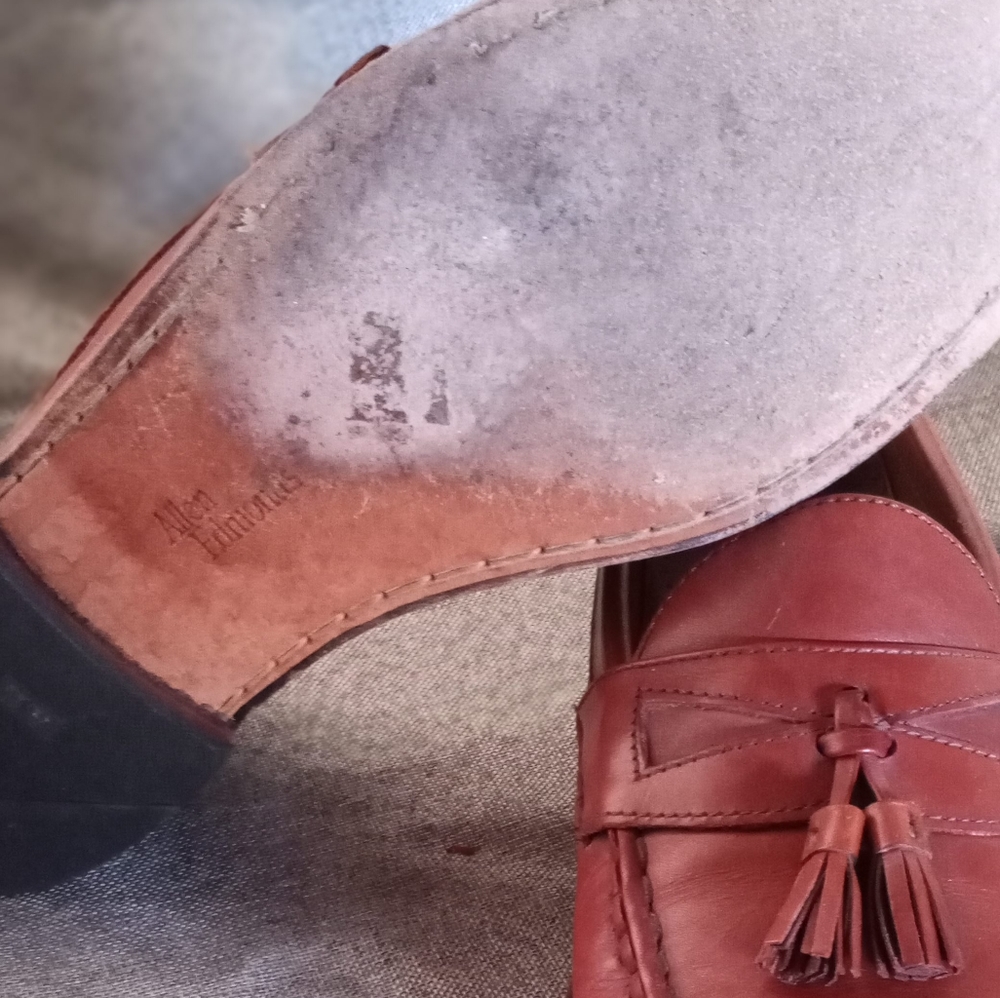 Allen Edmonds - Picture 4 of 6